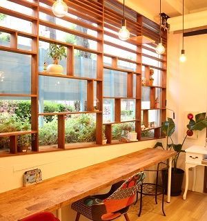 販促・広告物制作における動画撮影・編集及び商用撮影はPhoto studio iS ～sales promotion category～ にお任せ下さい。専門のカメラマンによる精度の高い撮影をおこないます。